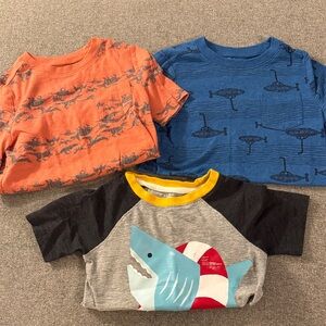 5/$15- Kids Shark and Dinosaur Themed T-Shirts - Set of 3